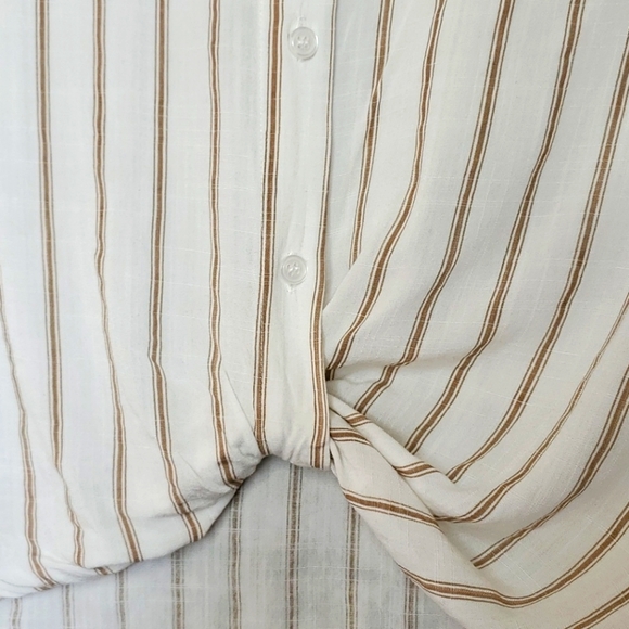 Sadie & Sage Twist Knot Button Stripped Shirt - Picture 3 of 10